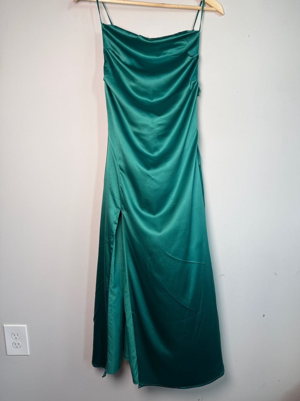 FINESSE | Emerald Green Satin Cowl Neck Slip Maxi Dress Side Slit Evening Sz XS